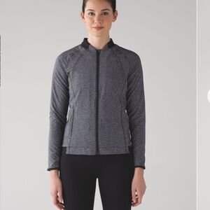 Lululemon Hit It Jacket Frozen Fizz White Black / Black